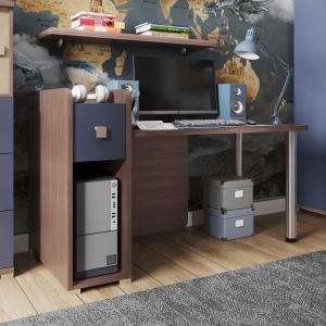 детский письменный стол