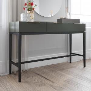 Туалетный стол