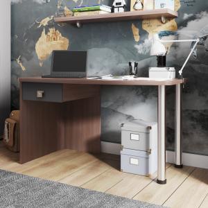 детский письменный стол