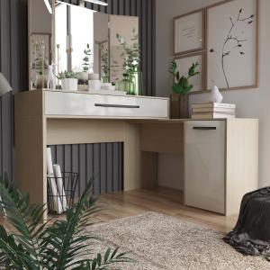 Туалетный стол Туалетный стол