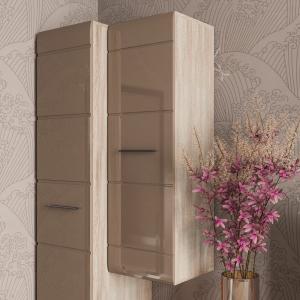 навесной шкаф в комнату