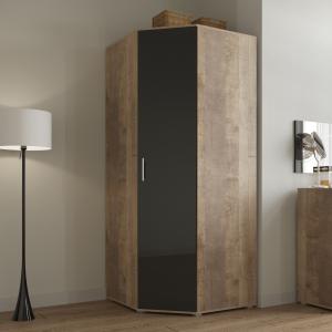 Распашные шкафы