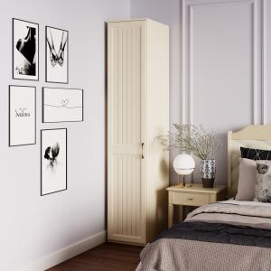 Распашные шкафы