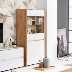 шкафы-витрины