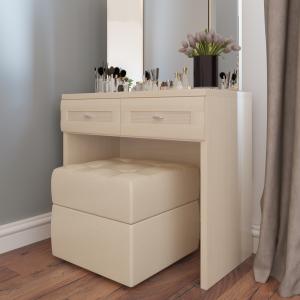 Туалетный стол