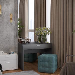 Туалетный стол