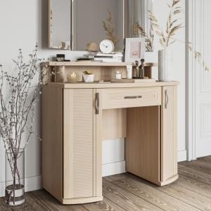 Туалетный стол