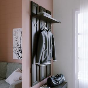 настенная вешалка для одежды