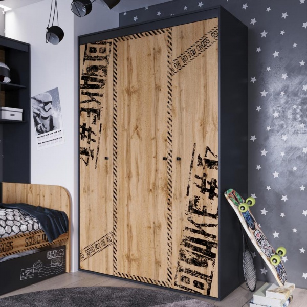 шкаф в детскую комнату