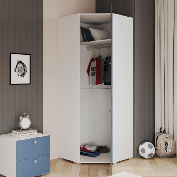 шкаф в детскую комнату