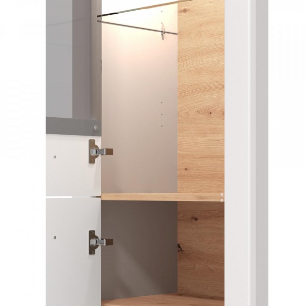 шкафы-витрины