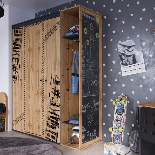 шкаф в детскую комнату