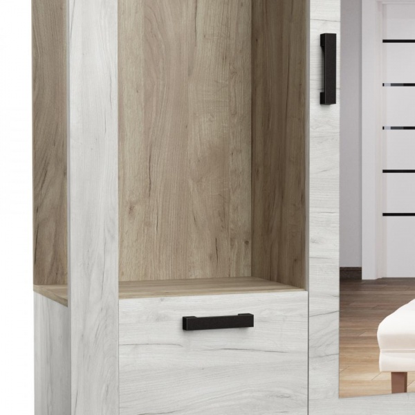 Распашные шкафы