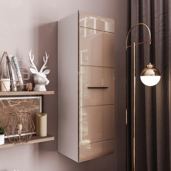 навесной шкаф в комнату