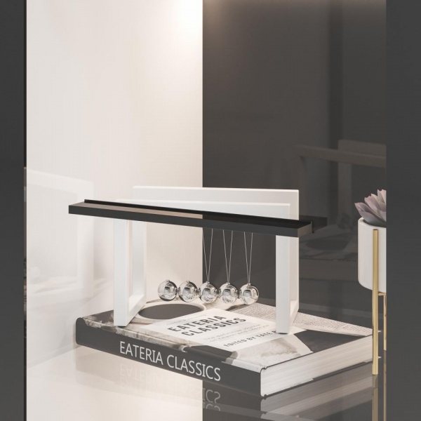 навесной шкаф в комнату