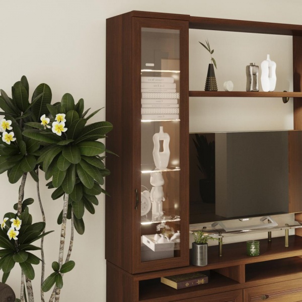 навесной шкаф в комнату