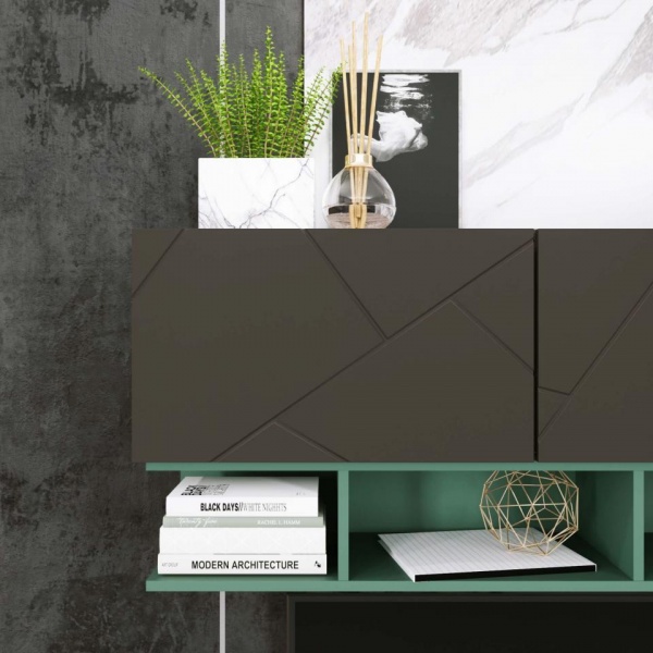 навесной шкаф в комнату