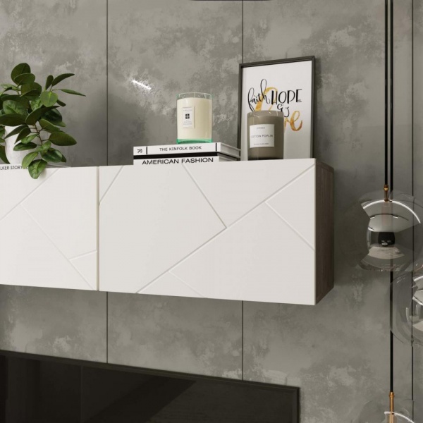 навесной шкаф в комнату