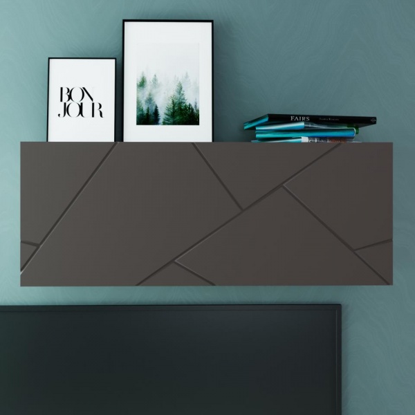 навесной шкаф в комнату