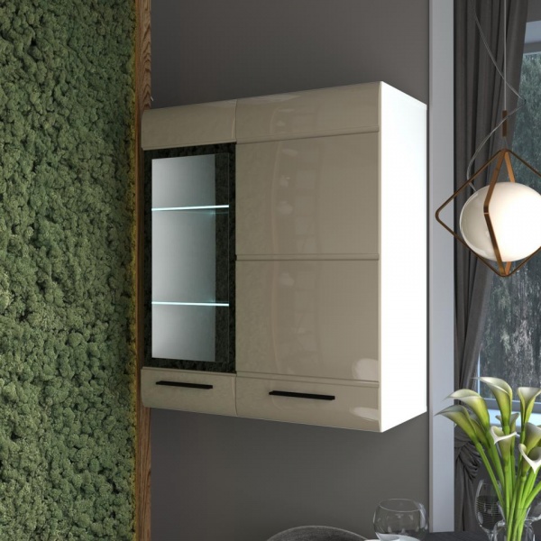 навесной шкаф в комнату