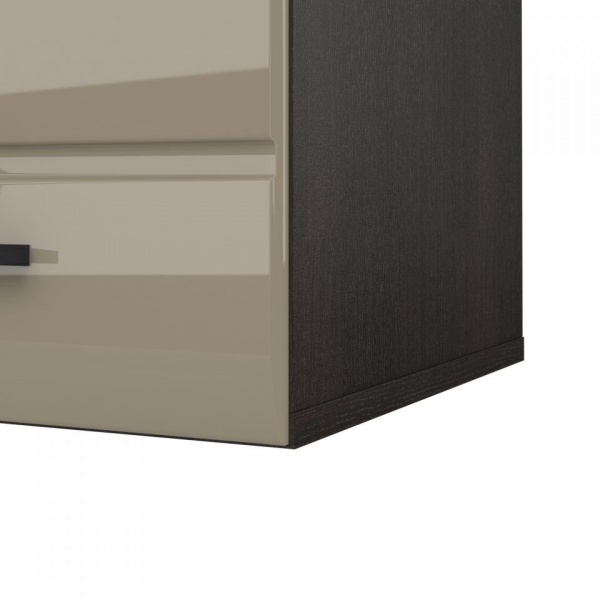 навесной шкаф в комнату