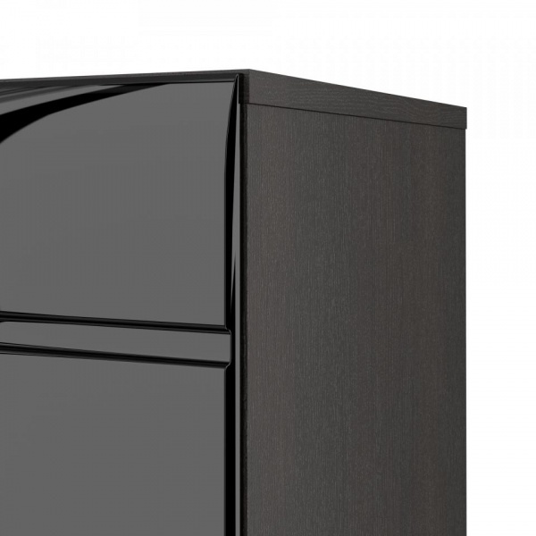 навесной шкаф в комнату