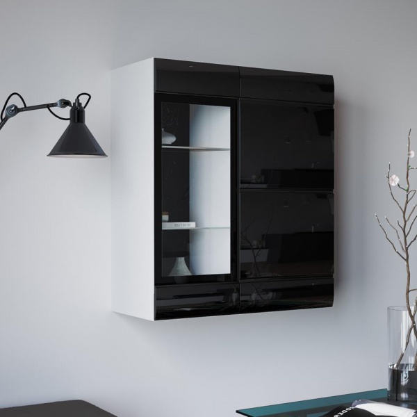 навесной шкаф в комнату