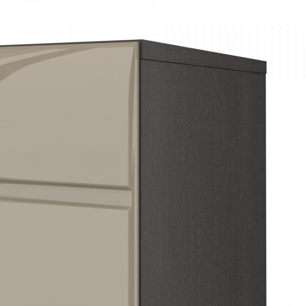 навесной шкаф в комнату