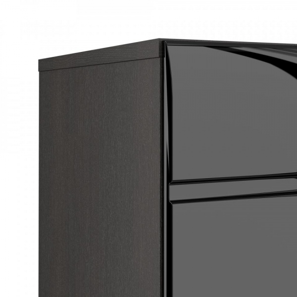 навесной шкаф в комнату