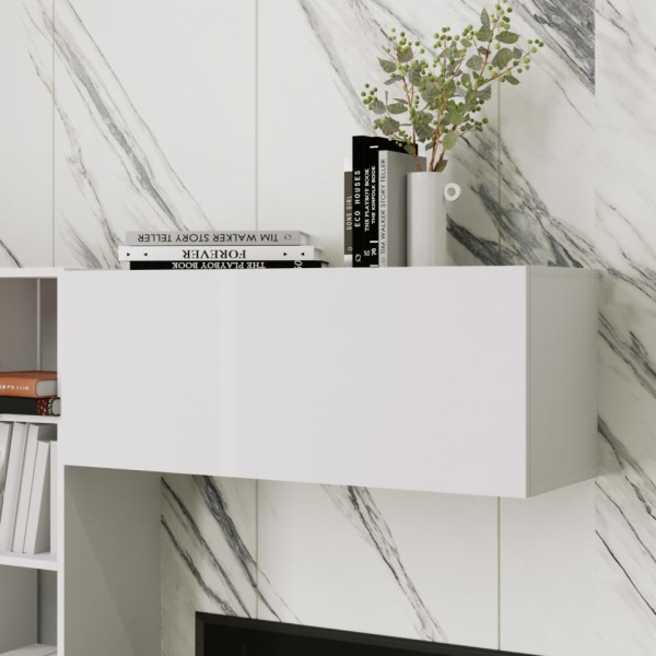 навесной шкаф в комнату