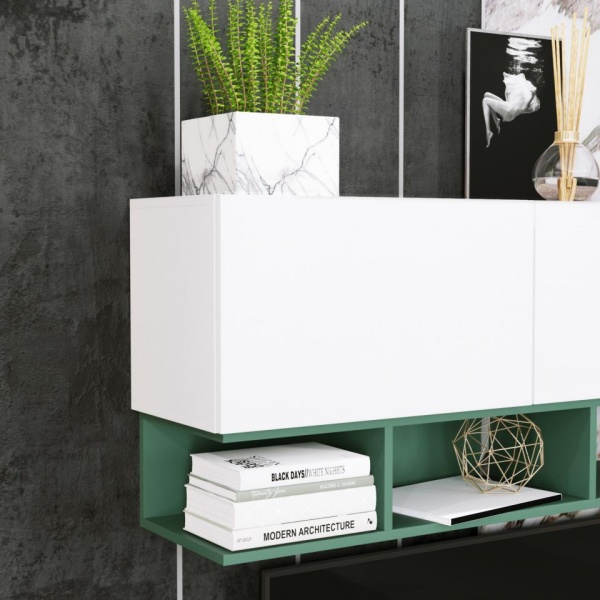 навесной шкаф в комнату