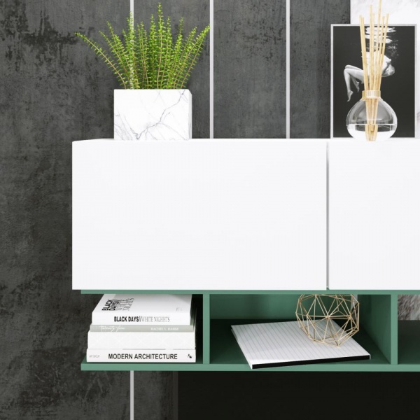 навесной шкаф в комнату