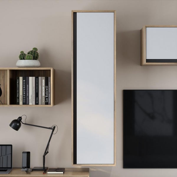 навесной шкаф в комнату