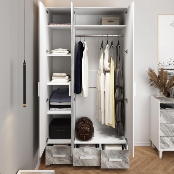 Распашные шкафы