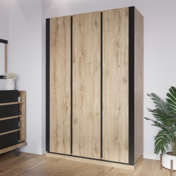 Распашные шкафы