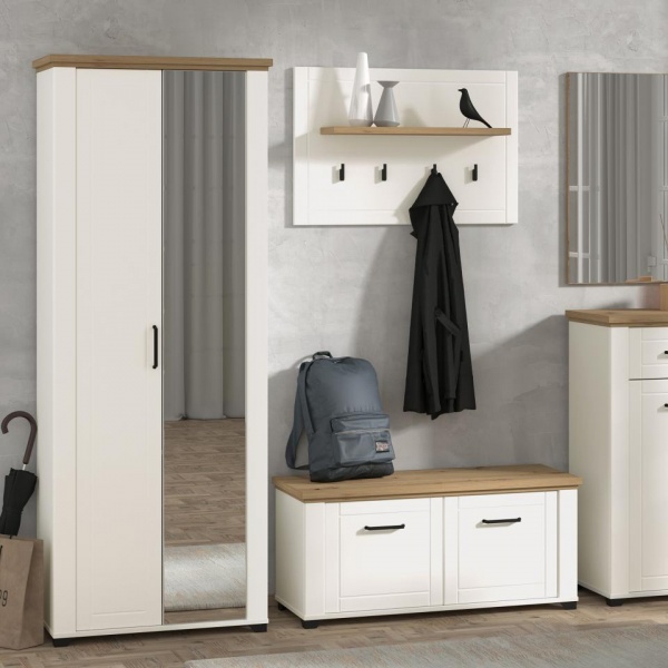 Распашные шкафы