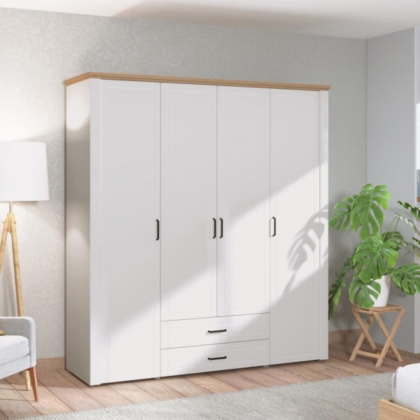 Распашные шкафы