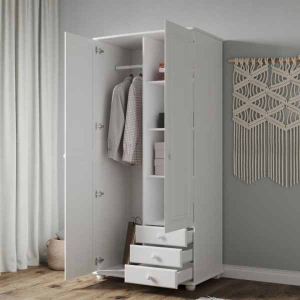 Распашные шкафы