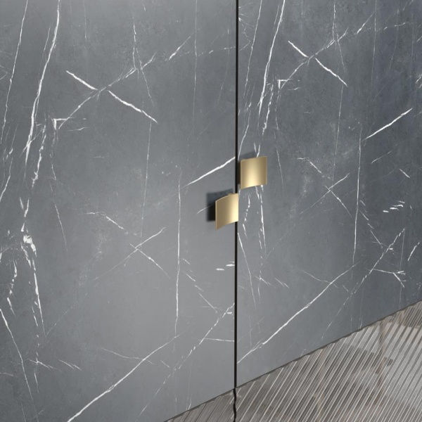 Распашные шкафы