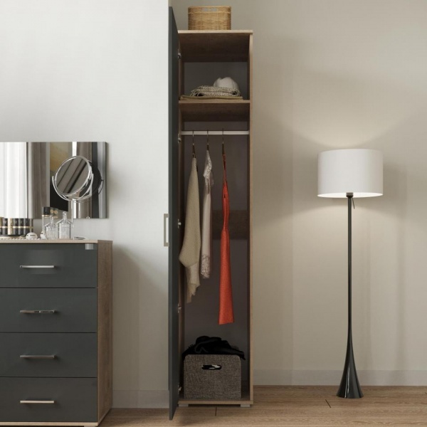 Распашные шкафы