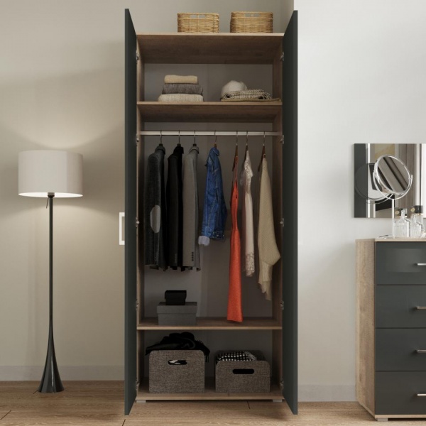 Распашные шкафы