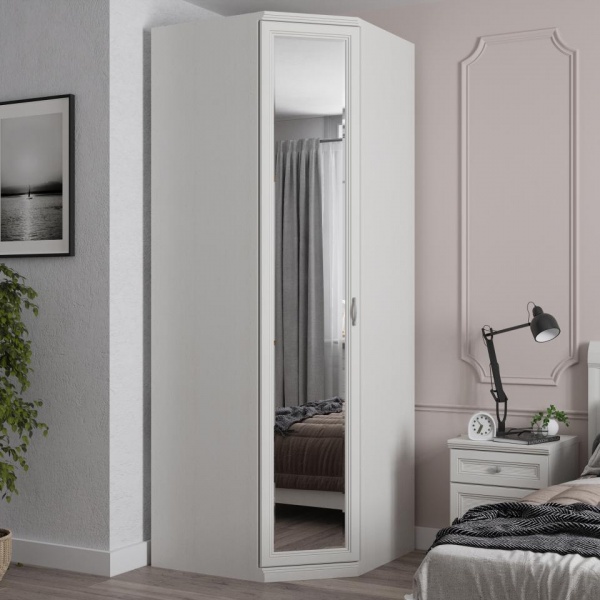 Распашные шкафы