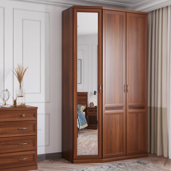 Распашные шкафы