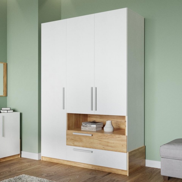 Распашные шкафы