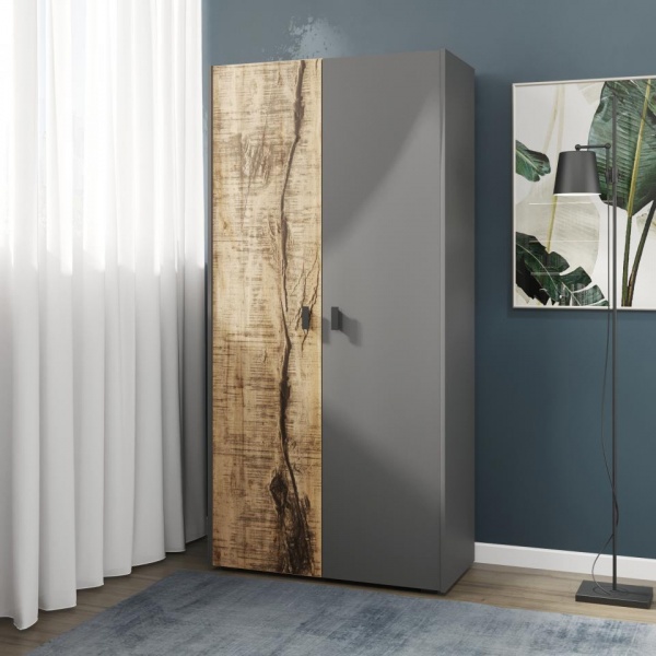 Распашные шкафы