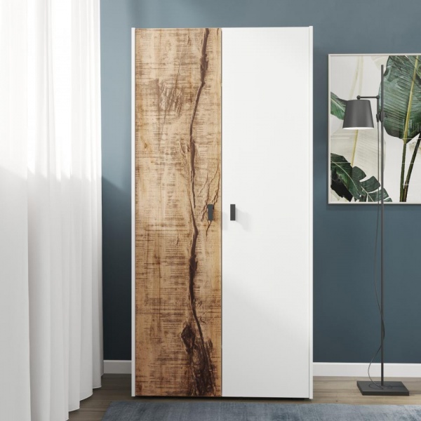 Распашные шкафы