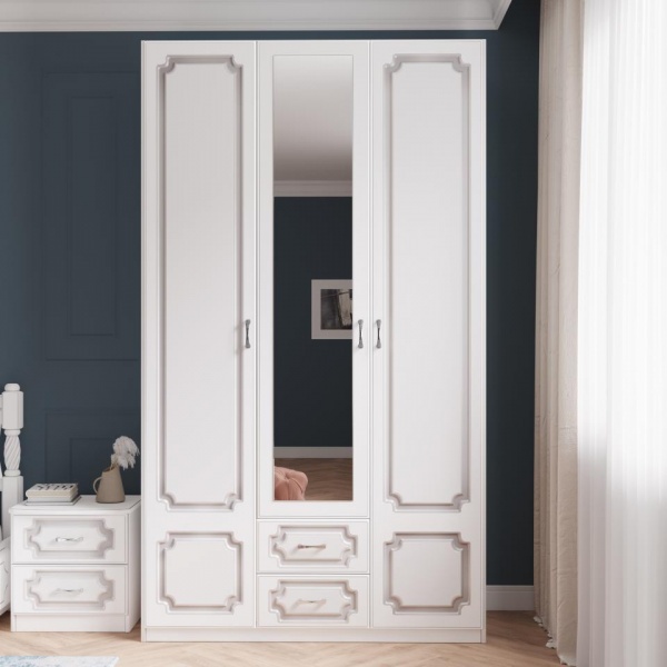 Распашные шкафы