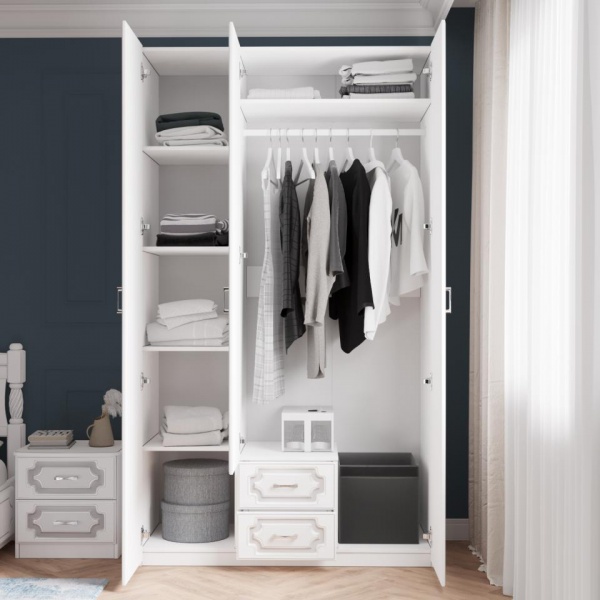 Распашные шкафы