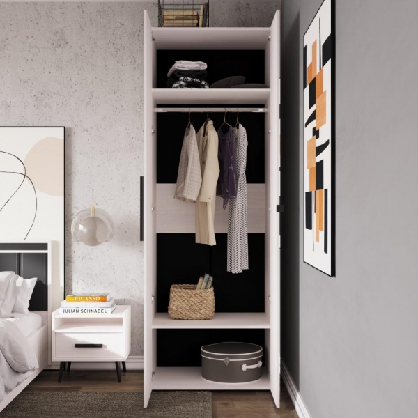 Распашные шкафы