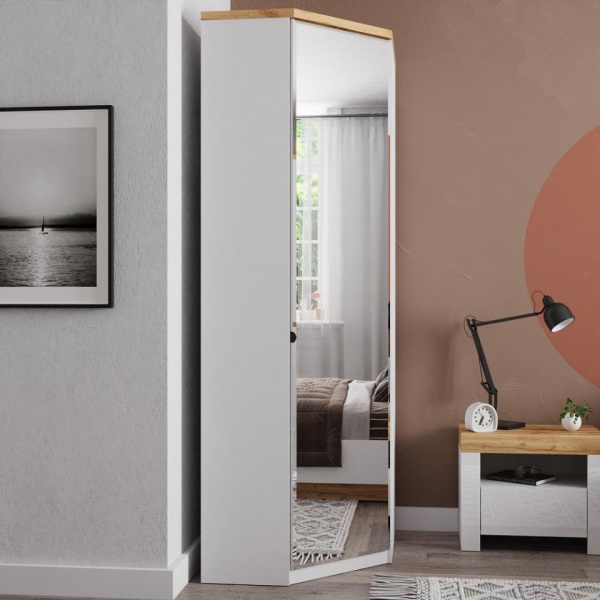 Распашные шкафы